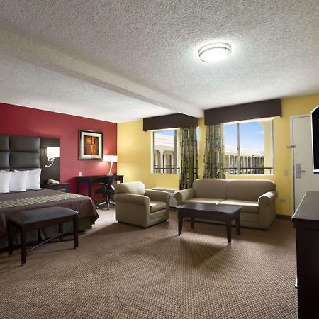 Days Inn By Wyndham Dallas Irving Exterior foto